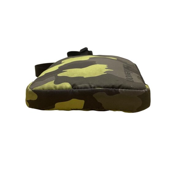 Lululemon Unisex Green/Black Camouflage Adjustable Strap Compact Crossbody Bag - Picture 8 of 13